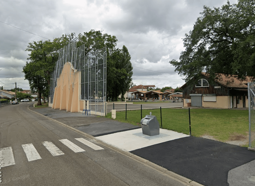 Fronton - Mées