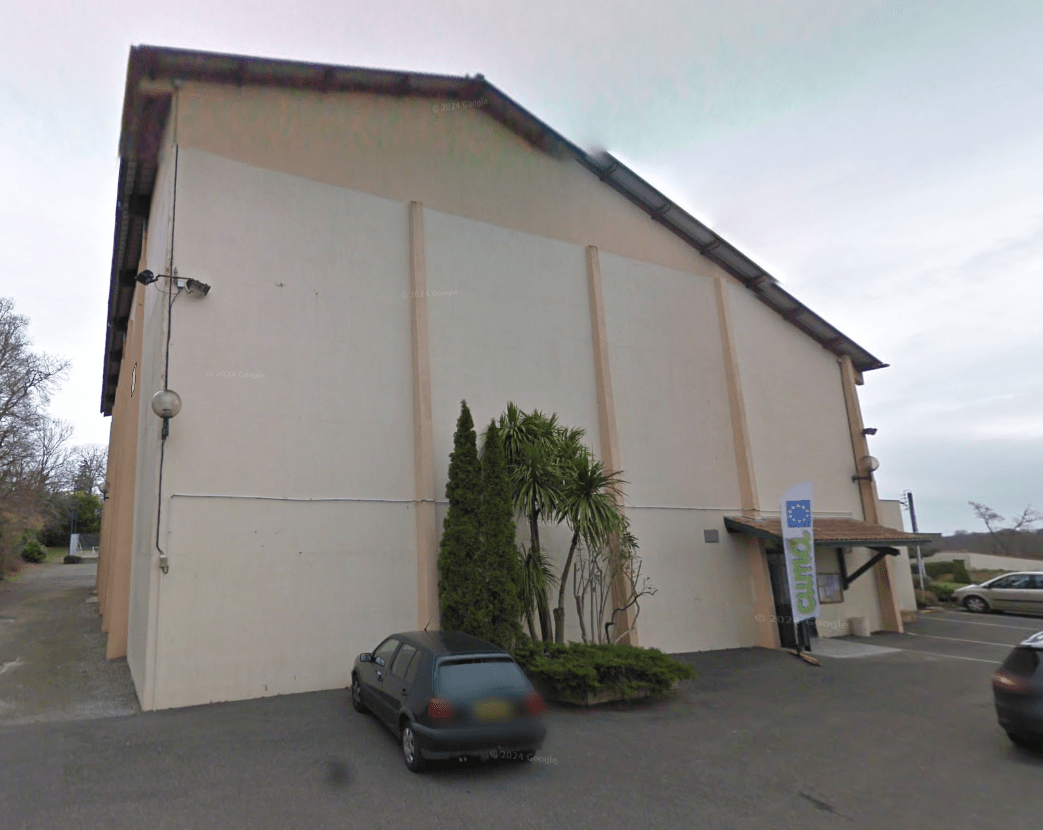 Mur à gauche - Saint Lon les Mines